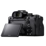 Sony a precio mínimo: por qué estrenar una cámara de principiante si por el  mismo precio tiene una full frame profesional